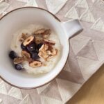 ヨーグルトにナツメチップ