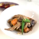 鶏手羽先煮込み